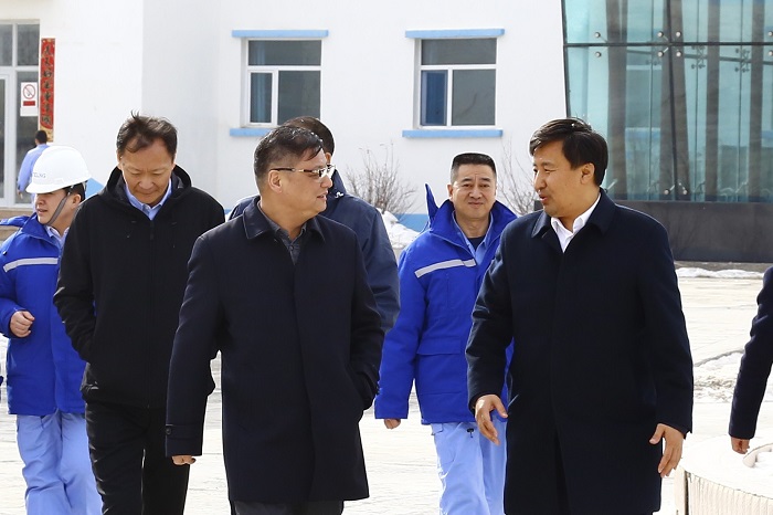 广汇能源董事长_广汇能源马晓燕照片